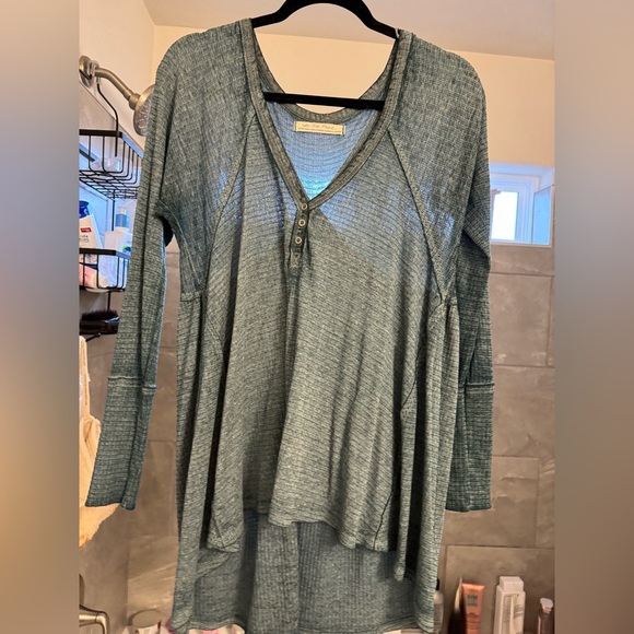 We The Free Green Top - Picture 2 of 4